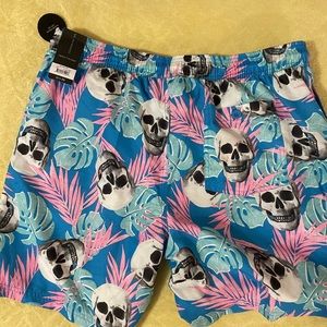 Men’s swim trunks